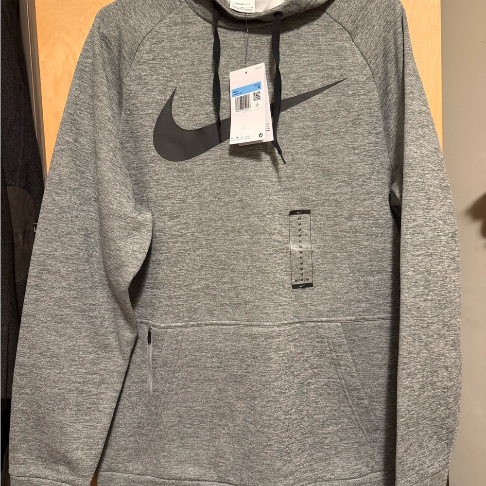 Nike Men’s Gray Heather Pullover Hoodie